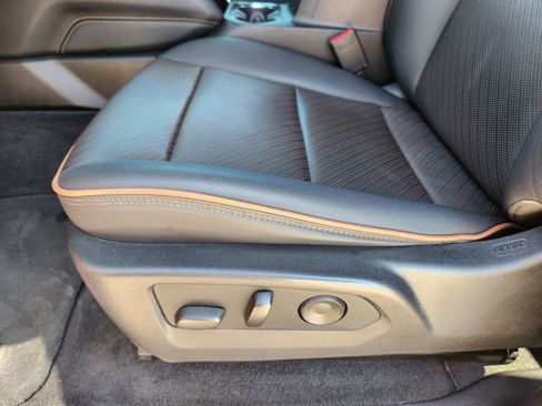 Certified 2024 GMC Canyon AT4 w/ AT4 Premium Package image 21