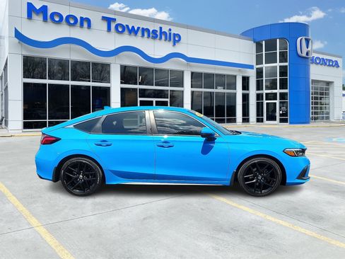 Used 2022 Honda Civic Sport Touring image 7