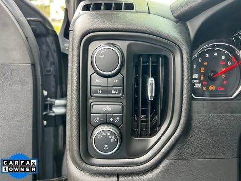 Used 2022 Chevrolet Silverado 1500 Custom w/ Safety Confidence Package AWD/4WD image 17