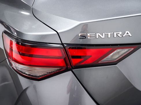 Used 2021 Nissan Sentra S FWD image 9