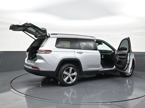 Used 2021 Jeep Grand Cherokee L Limited RWD image 29