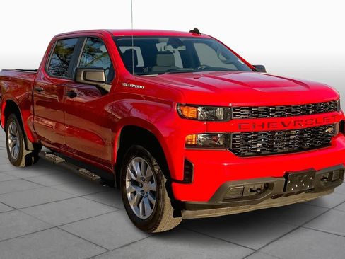 Used 2022 Chevrolet Silverado 1500 Custom image 2