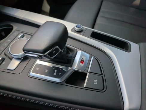 Used 2019 Audi S4 Premium Plus w/ Premium Plus Package AWD/4WD image 21