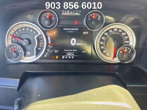 Used 2017 RAM 1500 Laramie w/ Convenience Group image 4