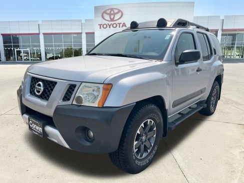 Used 2015 Nissan Xterra PRO-4X w/ Pro-4x Leather Package AWD/4WD image 7