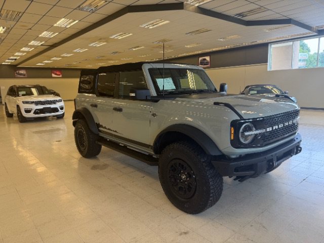 Used 2022 Ford Bronco Wildtrak AWD/4WD image 7