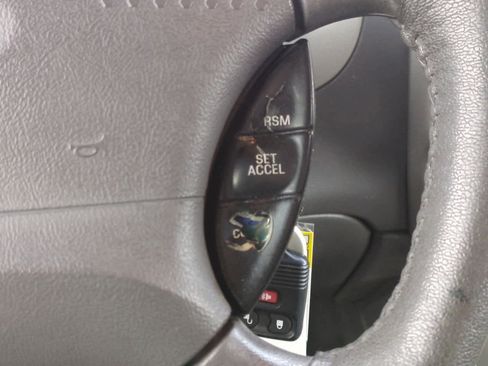 Used 2001 Ford Explorer Sport Trac 4x4 image 23