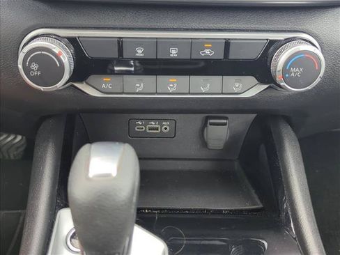 Used 2024 Nissan Altima 2.5 SV FWD image 20