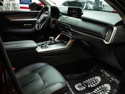 Used 2024 MAZDA CX-90 Plug-In Hybrid w/ Premium Pkg image 14