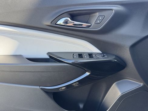 New 2026 Chevrolet Trax LT w/ Driver Confidence Package image 11