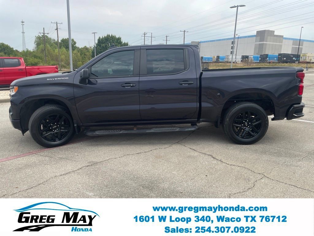 Used 2023 Chevrolet Silverado 1500 RST RWD image 7