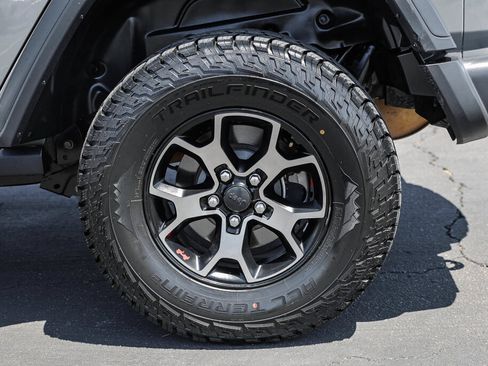 Used 2018 Jeep Wrangler Unlimited Rubicon AWD/4WD image 29
