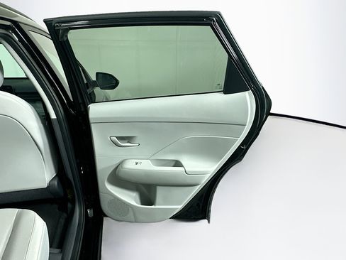 Used 2024 Hyundai Kona SEL FWD image 28