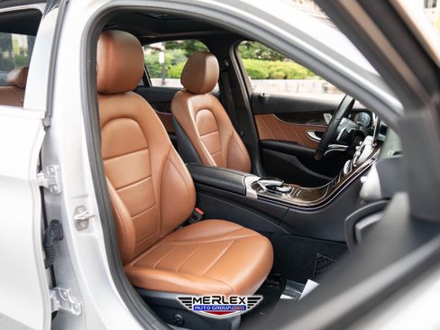 Used 2019 Mercedes-Benz C 300 Sedan image 17
