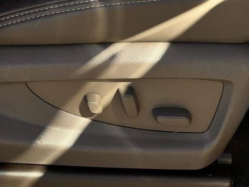 Used 2019 GMC Yukon XL Denali w/ Open Road Package image 29