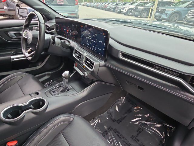 Used 2025 Ford Mustang Premium RWD image 21