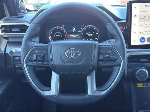 Certified 2026 Toyota 4Runner TRD Off-Road Premium AWD/4WD image 19