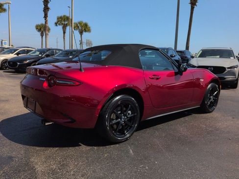 New 2026 MAZDA MX-5 Miata Sport w/ Interior Package RWD image 4