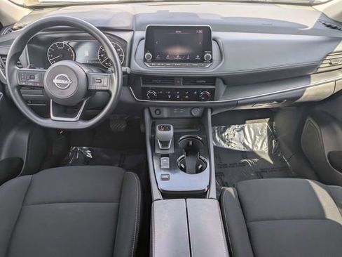 Used 2024 Nissan Rogue S image 15