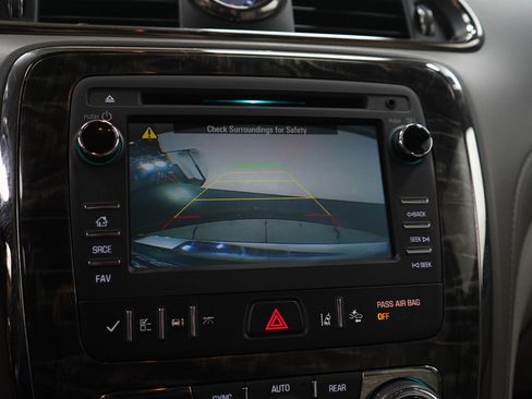 Used 2014 Buick Enclave Leather image 25