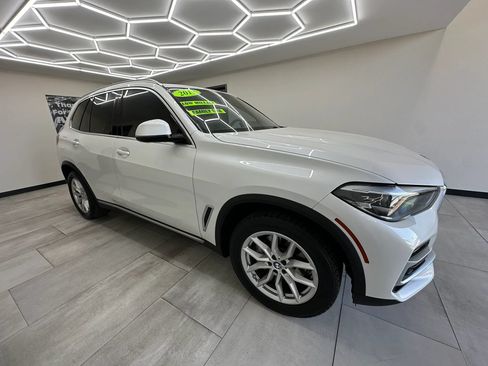 Used 2019 BMW X5 xDrive40i w/ Convenience Package AWD/4WD image 12