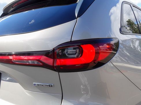 Certified 2024 MAZDA CX-90 3.3 Turbo w/ Preferred Plus image 5