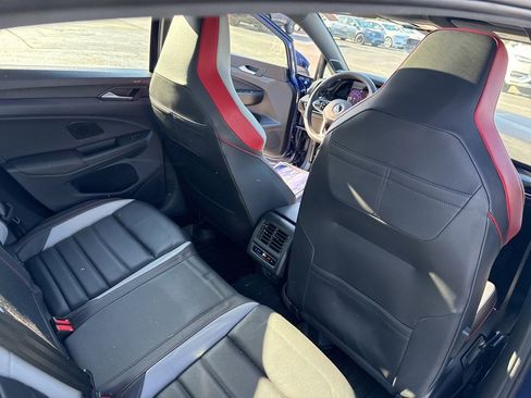 Used 2022 Volkswagen GTI Autobahn FWD image 22