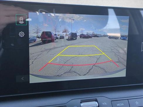 Used 2025 Kia K4 LXS image 13