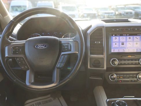 Used 2019 Ford Expedition Platinum image 23