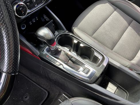 Used 2023 Chevrolet TrailBlazer RS w/ Convenience Package FWD image 18