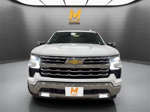 Used 2022 Chevrolet Silverado 1500 LTZ w/ Z71 Off-Road Package image 4