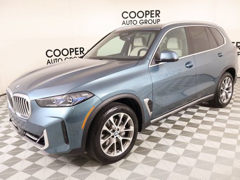Used 2025 BMW X5 xDrive40i AWD/4WD image 10