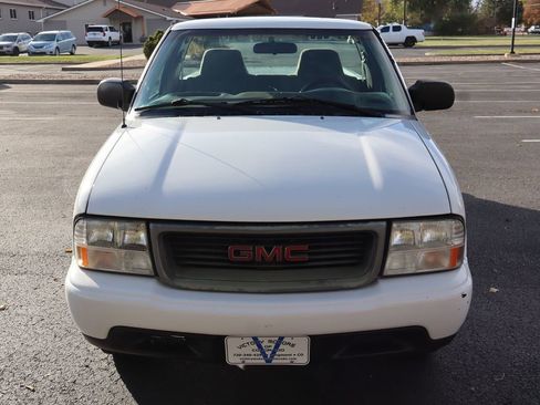 Used 2000 GMC Sonoma SL w/ Cold-Climate Pkg image 12