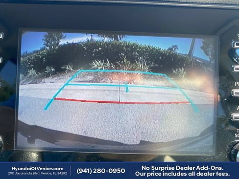 Used 2020 Toyota Sienna L FWD image 6