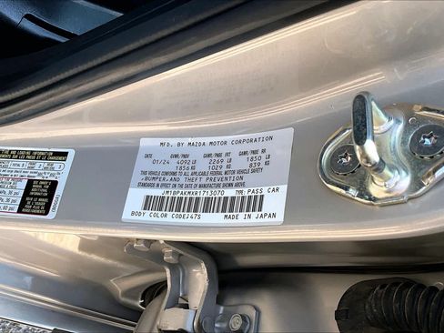 Used 2024 MAZDA MAZDA3 s FWD image 33
