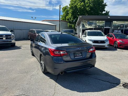 Used 2016 Subaru Legacy 2.5i Limited AWD/4WD image 3