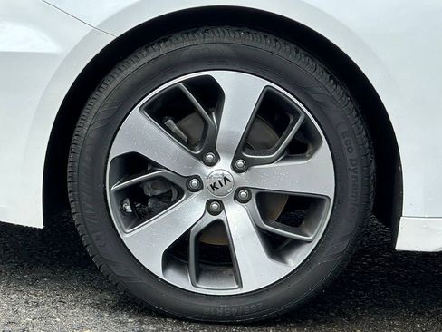 Used 2019 Kia Optima S FWD image 16