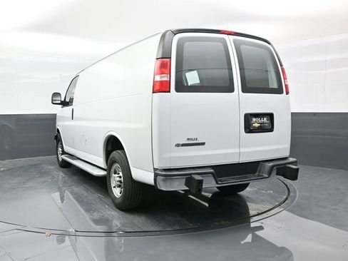 Used 2024 Chevrolet Express 2500 Work Van w/ Driver Convenience Package image 5