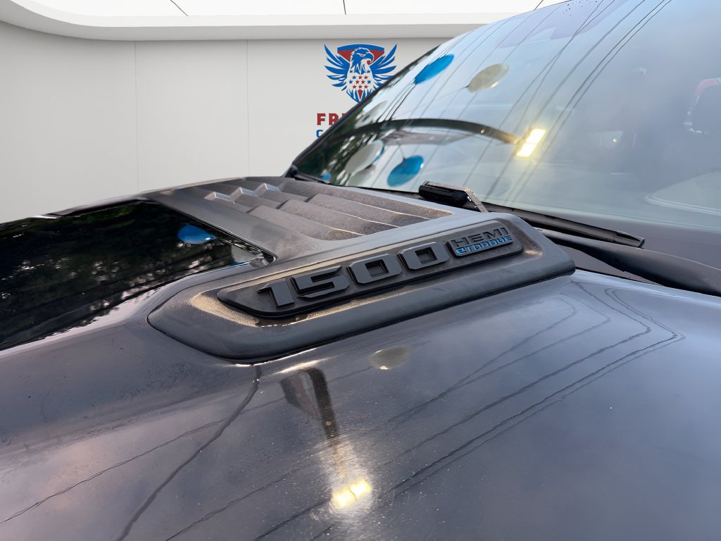Used 2023 RAM 1500 Laramie AWD/4WD image 9