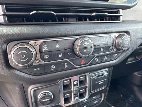 New 2026 Jeep Wrangler Sport S AWD/4WD image 23