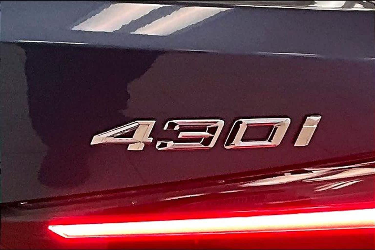 Used 2024 BMW 430i Coupe w/ Convenience Package RWD image 28