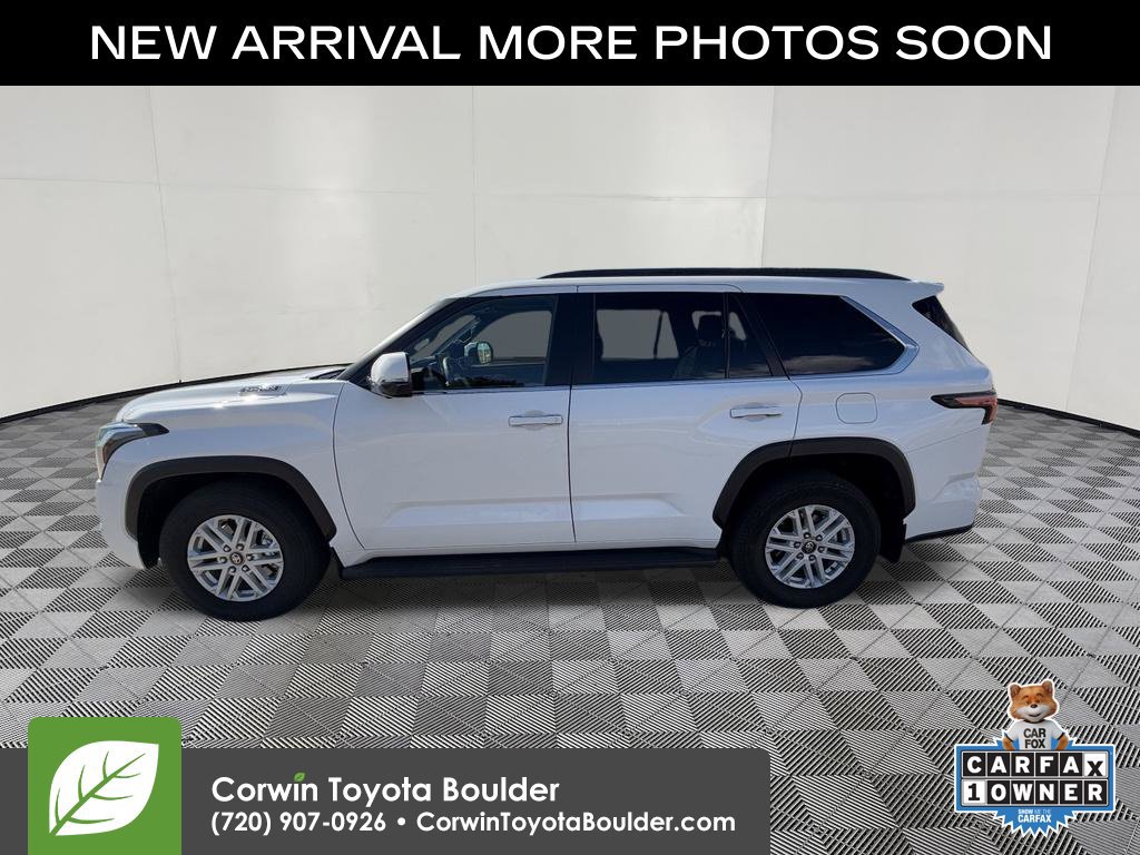 Used 2026 Toyota Sequoia SR5 w/ SR5 Premium Package AWD/4WD image 4