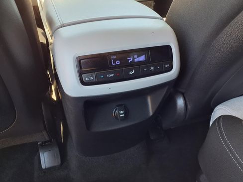 Used 2020 Hyundai Palisade SEL FWD image 16