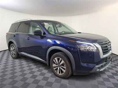 Used 2022 Nissan Pathfinder SL