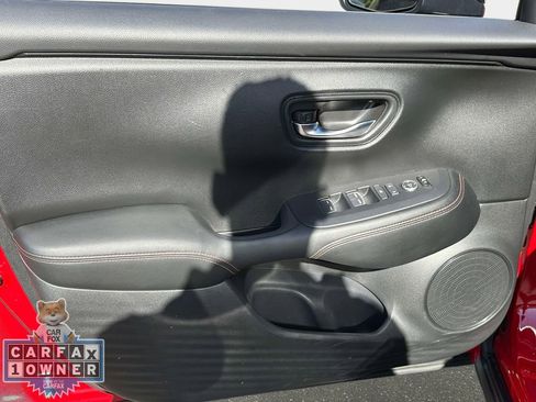 Used 2024 Honda HR-V Sport image 17
