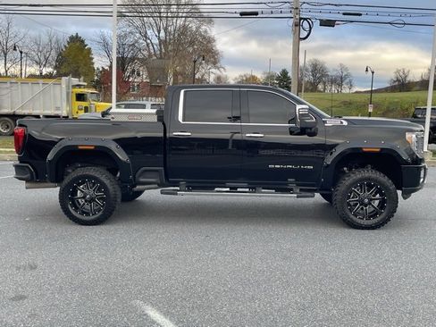 Used 2023 GMC Sierra 3500 Denali image 20