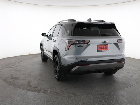 Used 2026 Chevrolet Equinox LT w/ Midnight Edition FWD image 10