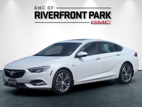 Used 2019 Buick Regal Preferred w/ Driver Confidence Package I AWD/4WD image 7