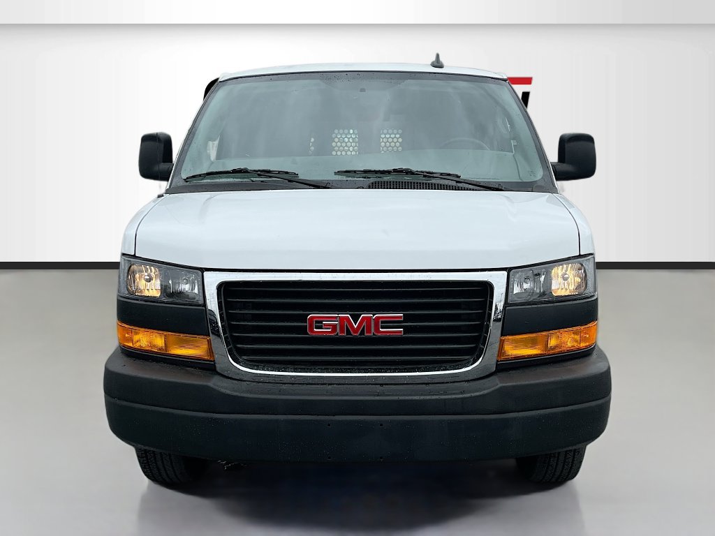 Used 2024 GMC Savana 2500 w/ Driver Convenience Package RWD image 2