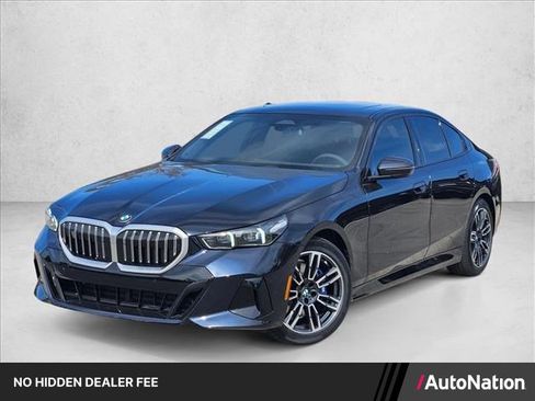Used 2026 BMW 530i w/ M Sport Package RWD image 1